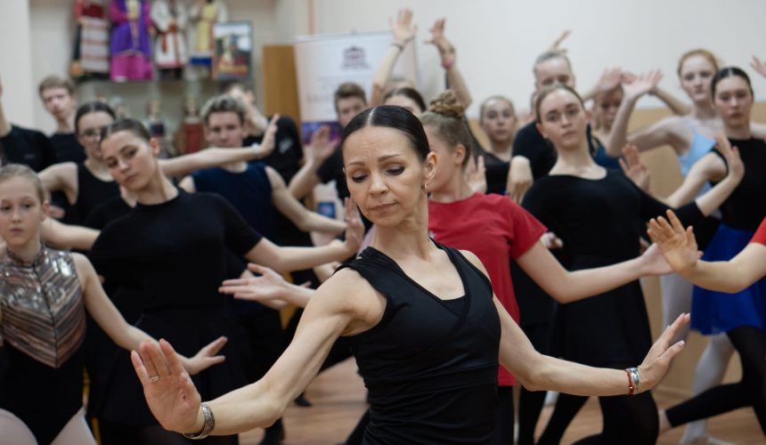 Мастер-класс «Русского национального балета «Кострома»